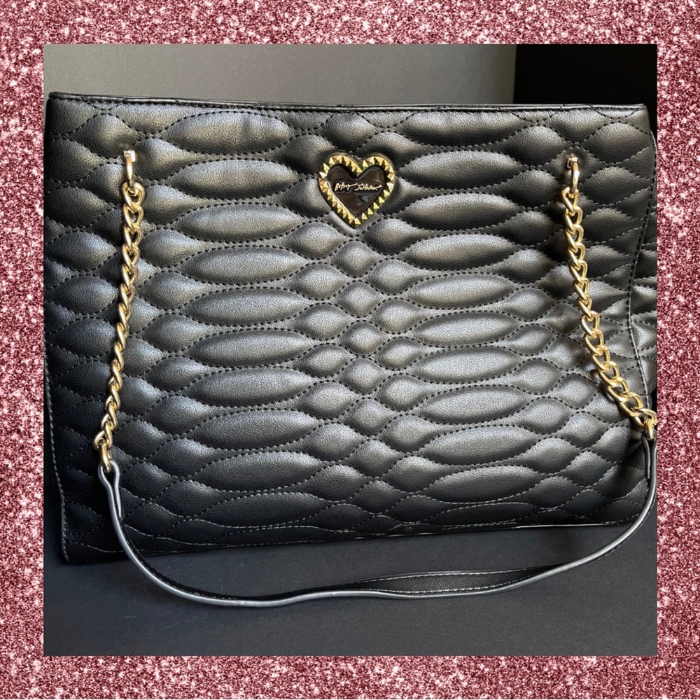 Betsey Johnson large black satchel bag 🖤